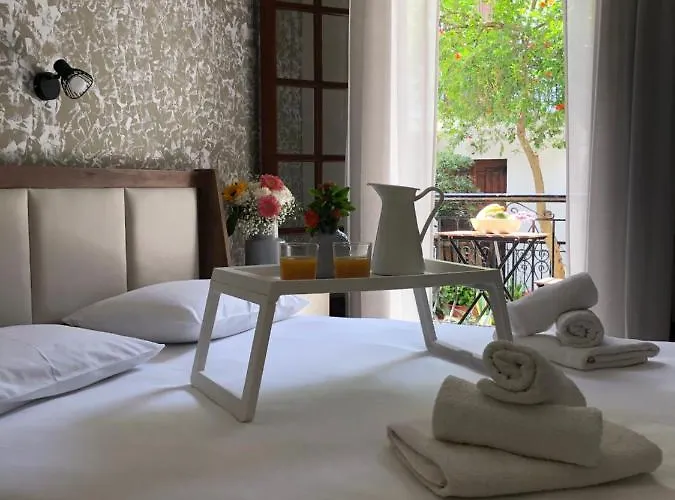 Armonia Guest house Skiathos Town