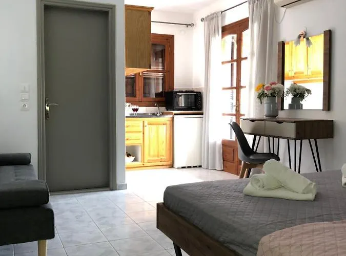 Guest house Armonia Skiathos Town